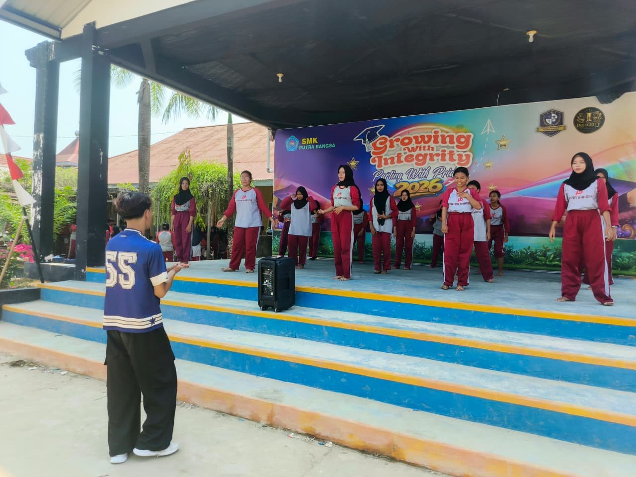 Gerak Menjadi Cerita, Ekstrakurikuler Tari SMKS Putra Bangsa Bontang Rawat Kreativitas dan Budaya